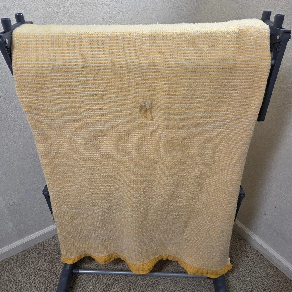 Vintage Yellow Waffle Weave Thermal Blanket Satin Trim 80x70 Retro MCM Bedding